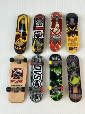Lot of 8 Y2K Tech Deck Fingerboards Tony Hawk Ronnie Creager Zero Skate AS IS